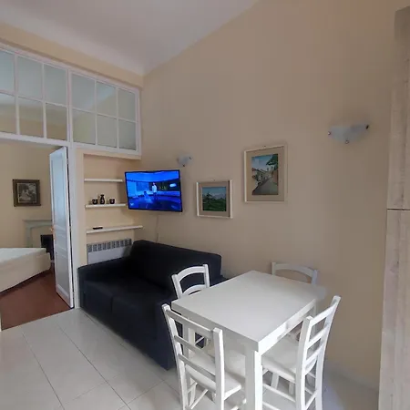 Les Ixias Apartment