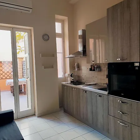 Les Ixias Μεντόν